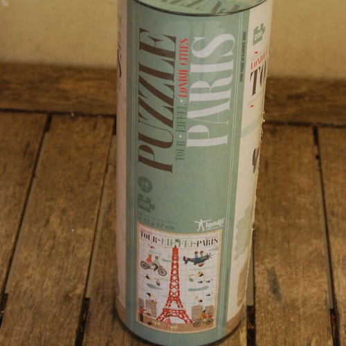 Puzzle 400 pieces sealed with Paris and Eiffel Tower theme