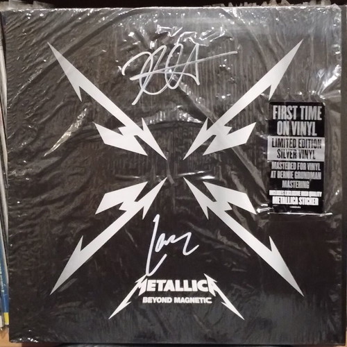 Metallica Death Magnetic 2LP and Beyond Magnetic LP signed, like new