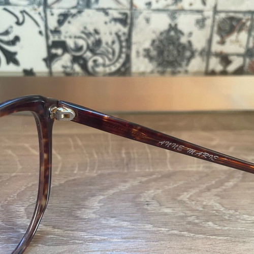Handmade Anne Marie Italian frame eyeglasses like new, brown