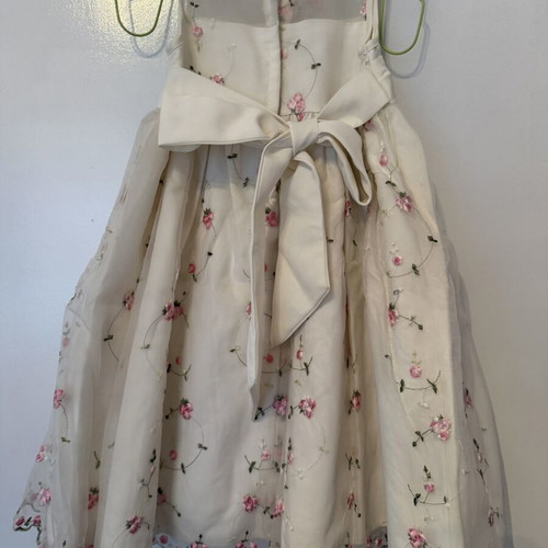 Cinderella dress like new, ecru color, age 2 years