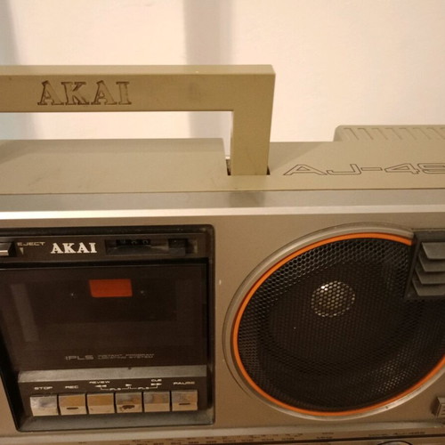 Akai AJ-495 boombox used, vintage collectible