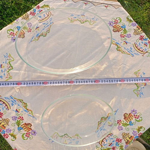 Borcam 2 glass Pyrex dishes new, unused