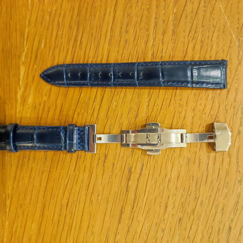 Leather watch strap 18mm blue with stainless steel buckle like new