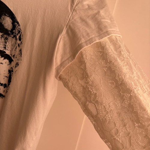 MM6 Printed T-shirt with lace sleeves like new, white