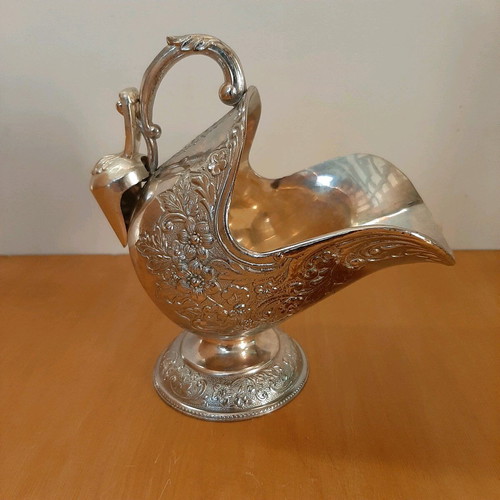 Bronze aristocratic sugar bowl used with silver plating and carved decorations