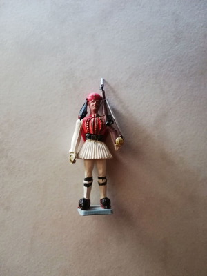 Evzonas Athina figure used