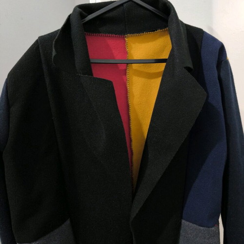 Colorful women's coat like new with pattern, size S/M
