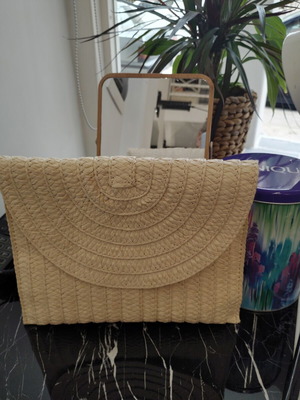 Kiko straw clutch new