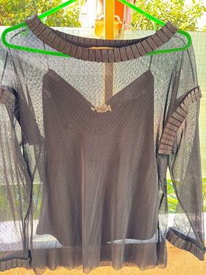 Women's evening blouse like new, black, size M