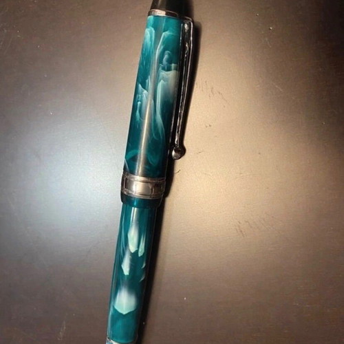 Writing pen