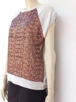 Short-sleeve sweatshirt with copper-colored sequins