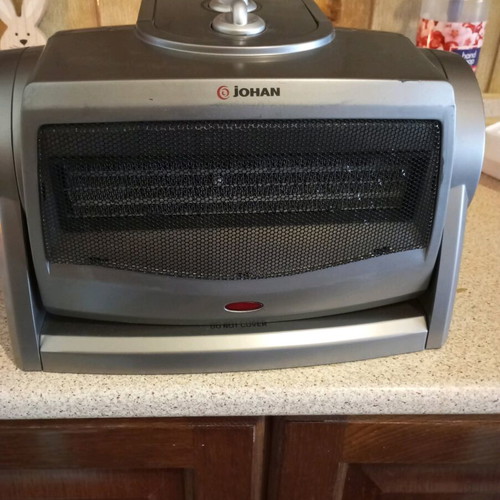 Johan air heater new in box