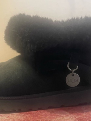 Ugg black Mini ankle boots used, size 39, with fur cuff