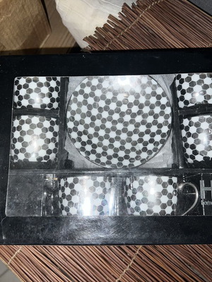 Coffee cup set new with checkerboard mirror design