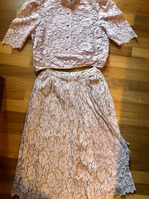 Vintage dusty lilac lace set midi skirt and cropped top Large like new