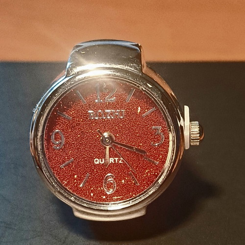 Ring watch quartz with red burgundy glitter dial and silver bracelet like new