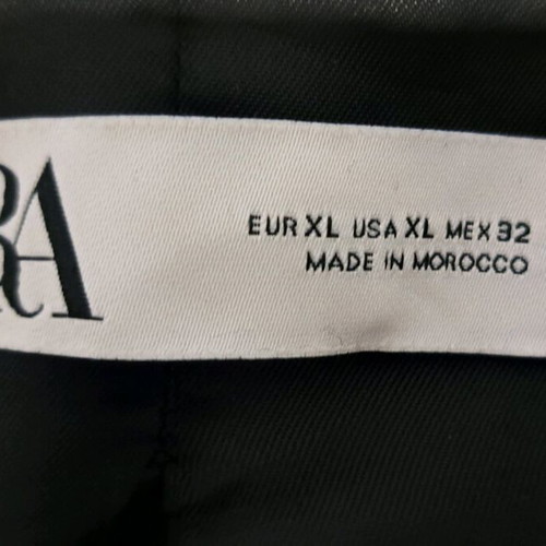 Zara coat XL black new with belt and pockets