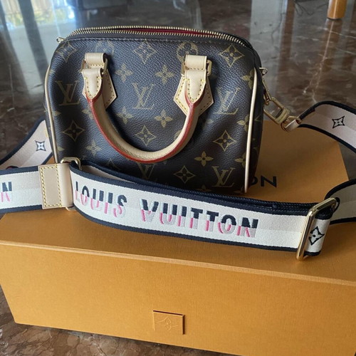 Louis Vuitton Speedy Bandoulière 20 new, Monogram Canvas crossbody bag brown