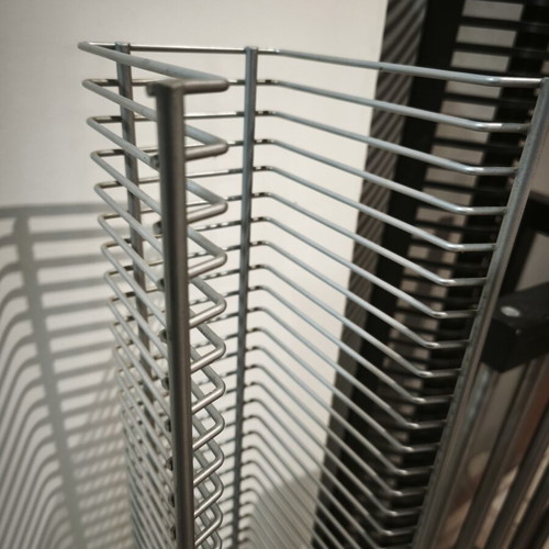 CD rack like new, holds 60 discs