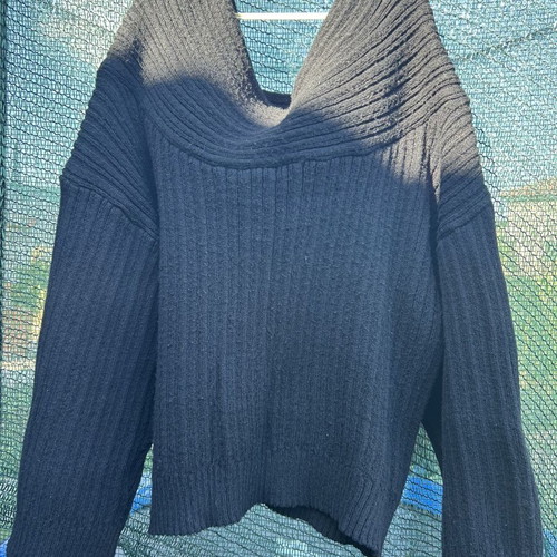 Shein black knitted sweater size 1XL like new