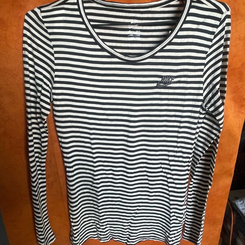 Branded women's long-sleeve blouse like new, size Small