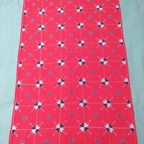 Vintage set of handmade table runners and napkins new