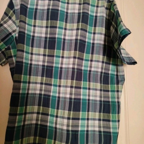 Women's shirt like new, sizes M and L