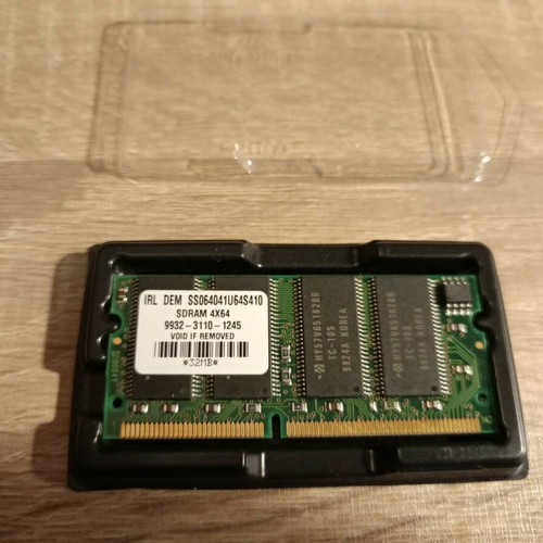Irl Dem SS064041U64S410 SDRAM 4x64 32MB used