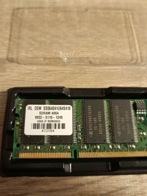 Irl Dem SS064041U64S410 SDRAM 4x64 32MB μεταχειρισμένο