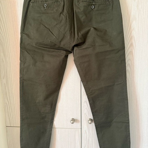 Pull & Bear men's khaki chino pants slim fit like new