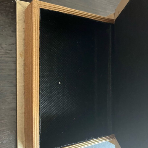Box in book shape used