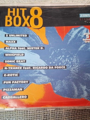 Hit Box 8 CD различни изпълнители употребяван, електронна музика