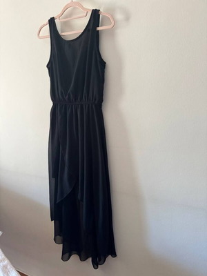 Black Asymmetrical Dress like new, chiffon, mini/maxi
