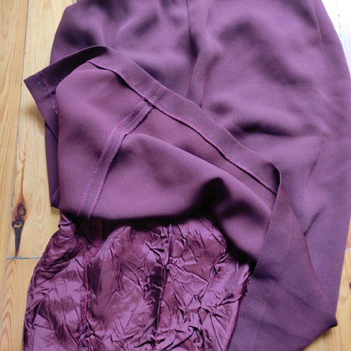 Bill Cost vintage burgundy pencil skirt used, size S-XS