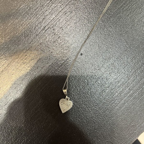 Silver necklace 925 with heart-shaped pendant and eye design, like new