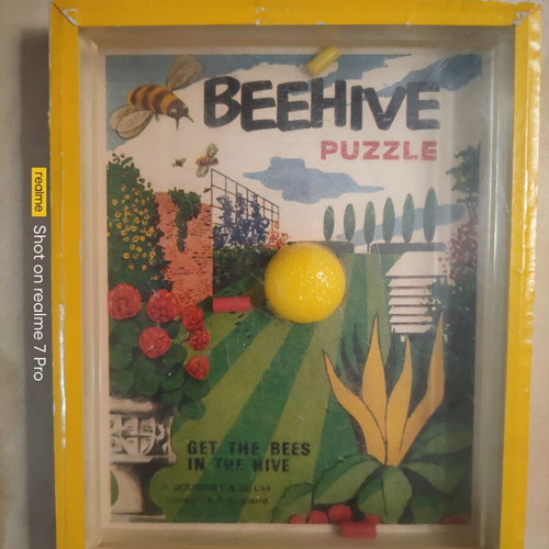 Bee Hive Vintage Puzzle 70s used