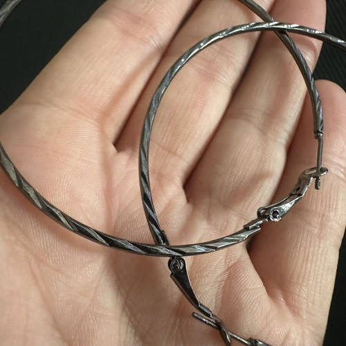 Hoop earrings large, like new