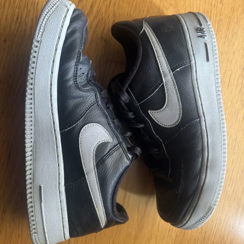 Nike Air Force 1 '07 LV8 sneakers size 38.5 used, black and grey