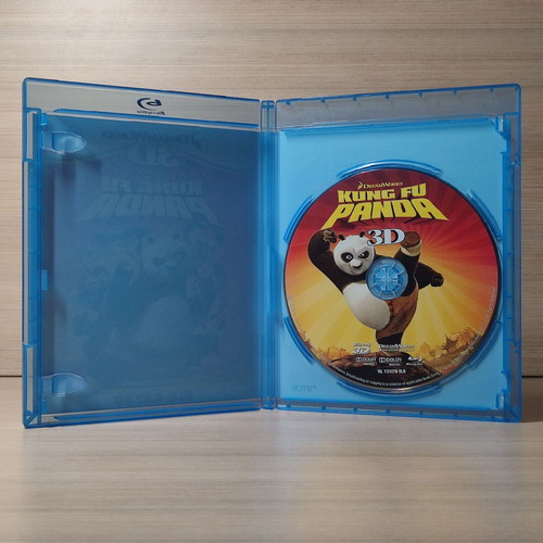 Dreamworks Kung Fu Panda Blu-Ray 3D like new, dubbed