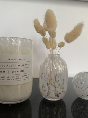 H&M decorative set – scented candle & glass jars