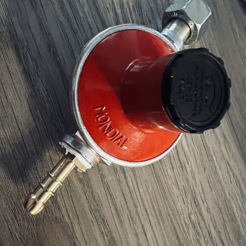 Low pressure regulator new, unused
