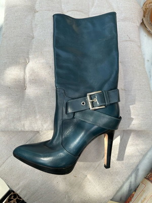 Gianvito Rossi leather boots blue like new, size 36.5