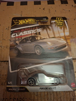Hot Wheels Premium Porsche 993 GT2 Modern Classics like new