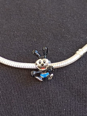 Pandora Mickey Charm original, like new, silver