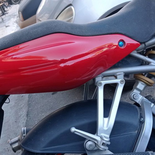 Ducati 750ss 2002 used with freshly painted tank