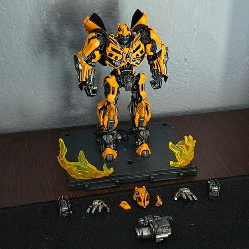 Transformers Blokees custom Bumblebee figure