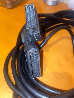 Scart cable 4 meters used