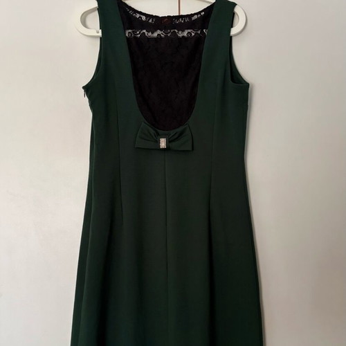 Lui E Lei midi dress dark green like new, sleeveless with lace