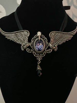Alchemy Gothic κολιέ My Soul From The Shadow σαν καινούργιο, μωβ και ασημί