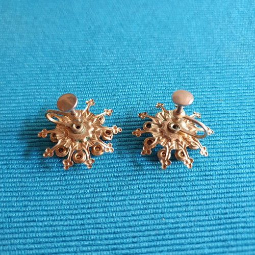 Vintage 60s clip earrings used, gold tone with red and white crystals